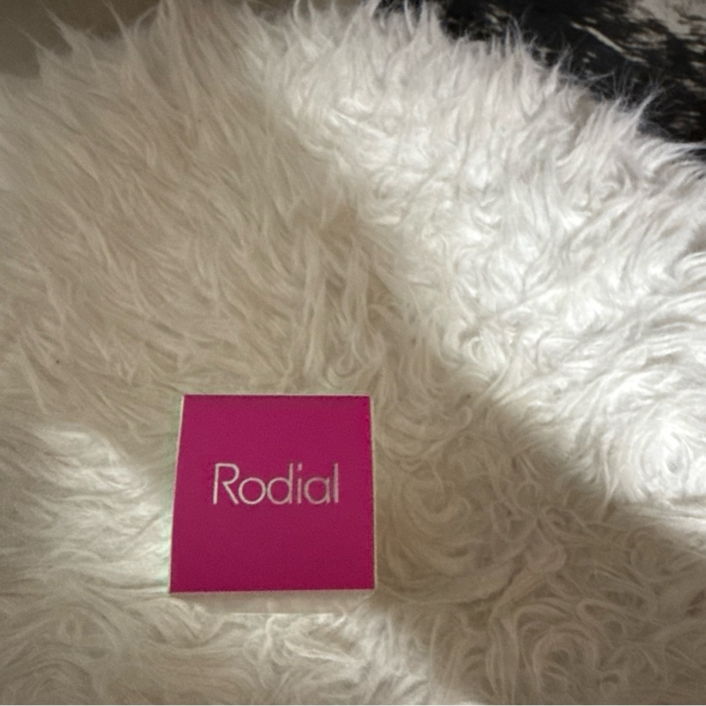 Rodial Pink Box - Picture 2 of 2